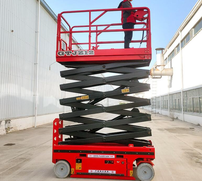 江华自行走移动式升降机